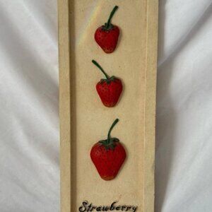 Vintage Strawberry Art Work Wall Hanging Home Decor Plaque Plaster Cottage Cute